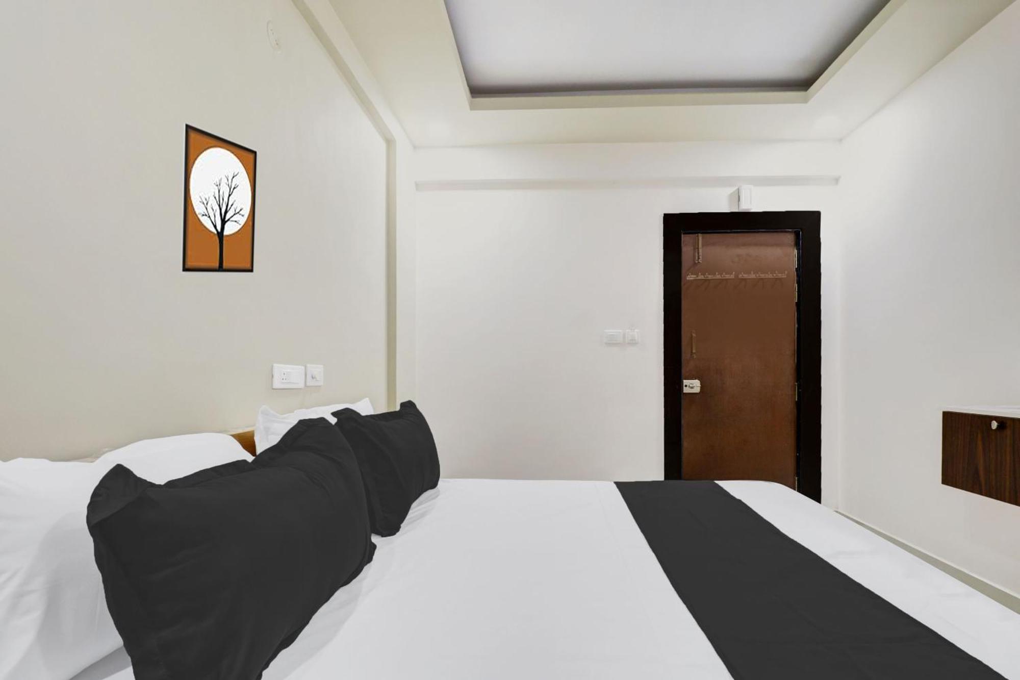 Super Hotel O Sri Harshitha Grand Near Zudio - Star Bazaar, Kundalhalli Gate Bangalore Ngoại thất bức ảnh